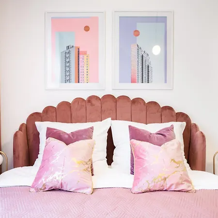 Elegant Old Town Parking By #hoomvi Апартаменты *