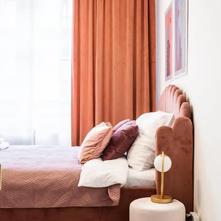 Apartament Pink Old Town By #hoomvi